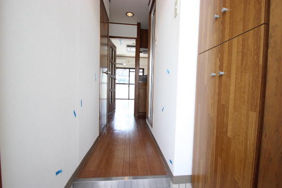 玄関　※他号室の写真になります