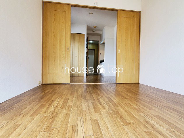 その他部屋・スペース　扉を開けておくと広く感じますよ