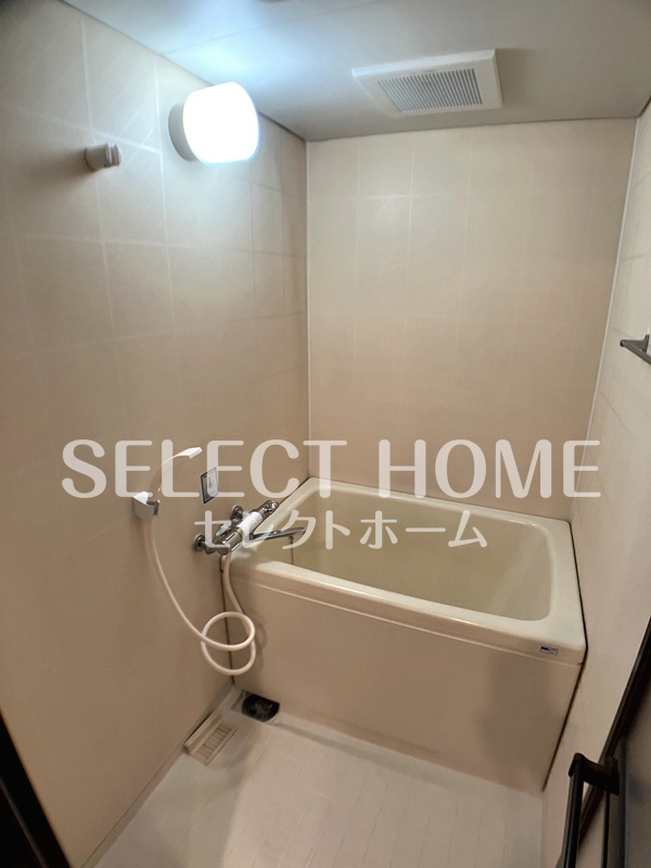 バス・シャワールーム　お風呂です