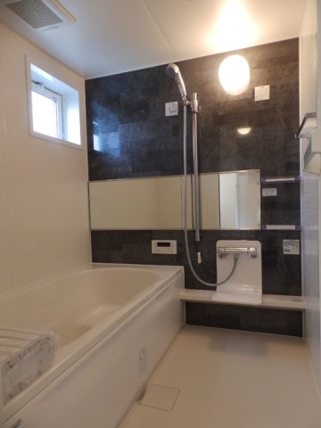 バス・シャワールーム　一坪風呂