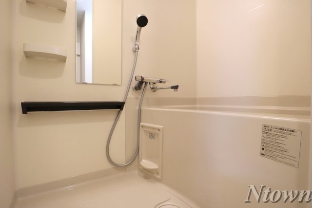 バス・シャワールーム　お風呂で日々の疲れを落としましょう