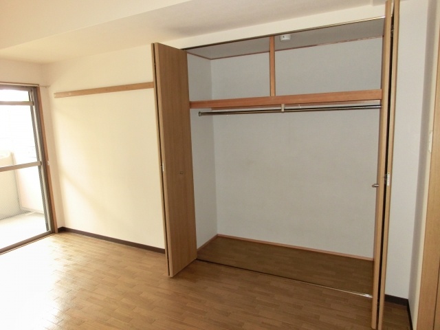 収納　たっぷり収納できるクローゼット