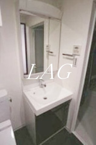 洗面設備　独立洗面台です。