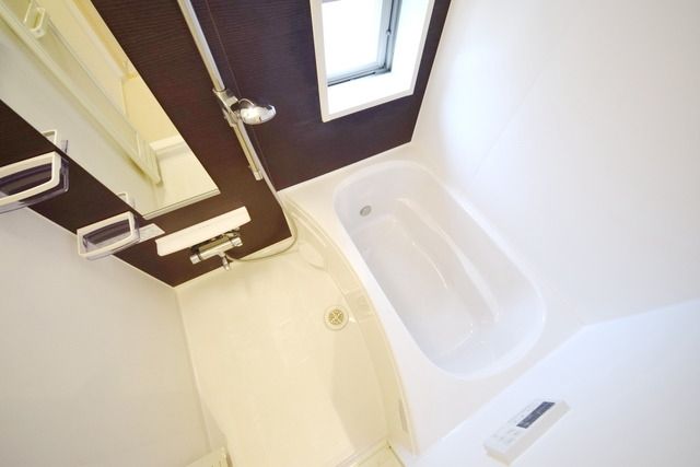 バス・シャワールーム　浴室