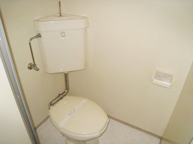 トイレ　同物件別号室