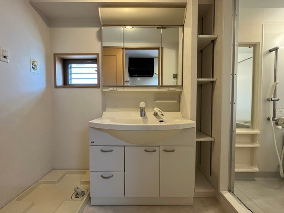 洗面設備　※別部屋の写真です