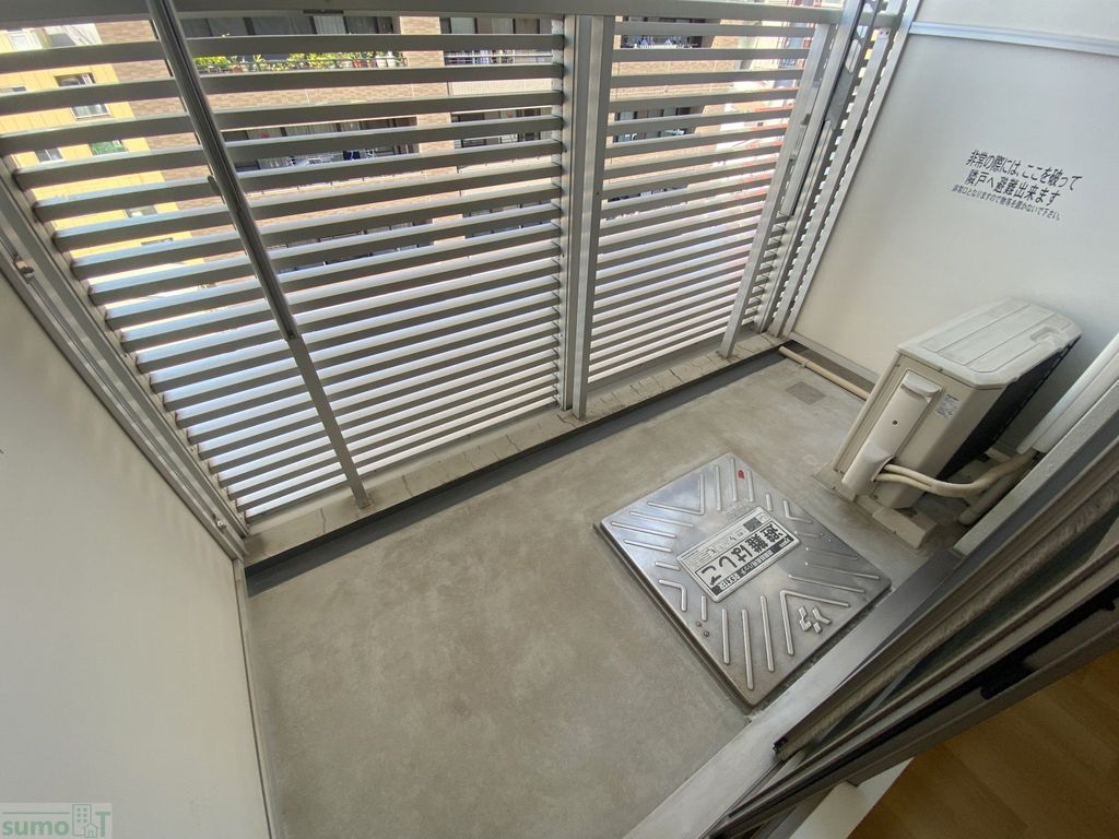 バルコニー　バルコニー