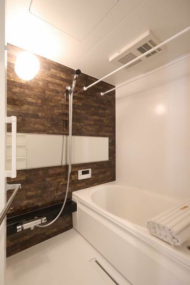 バス・シャワールーム