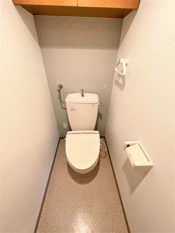 トイレ　ウォシュレット付き♪