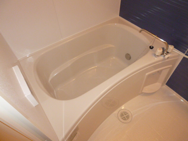 バス・シャワールーム　追い焚きバス