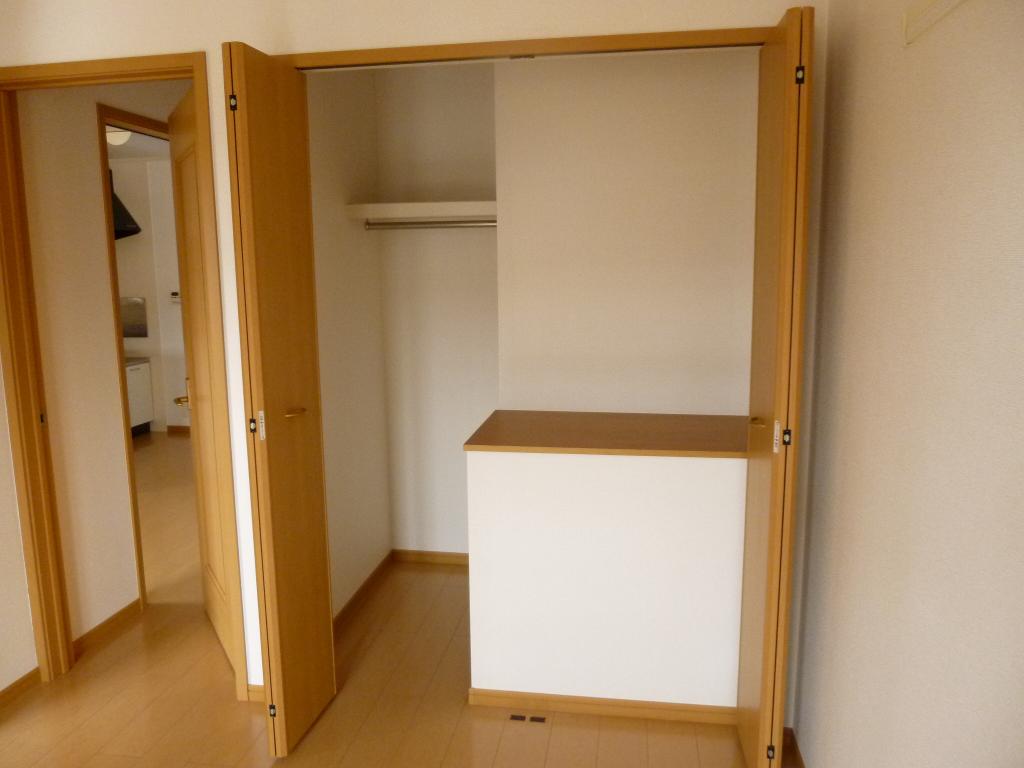 収納　クローゼット