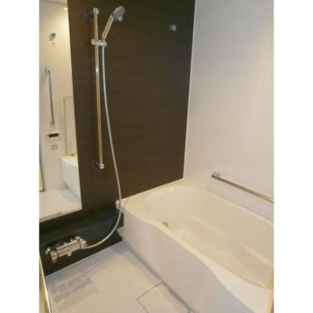 バス・シャワールーム　お風呂です