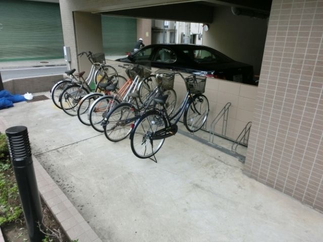 駐車場　駐輪スペース