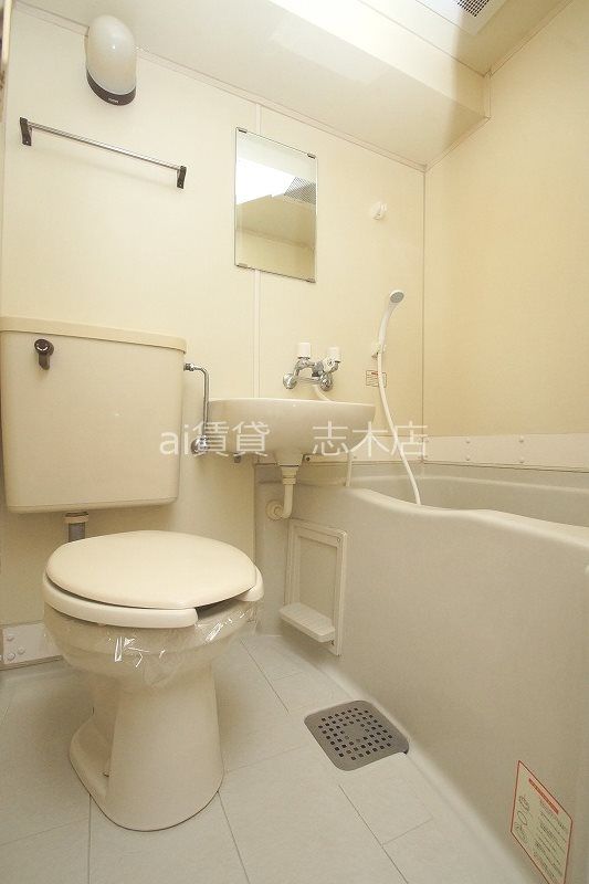 バス・シャワールーム　※別号室写真