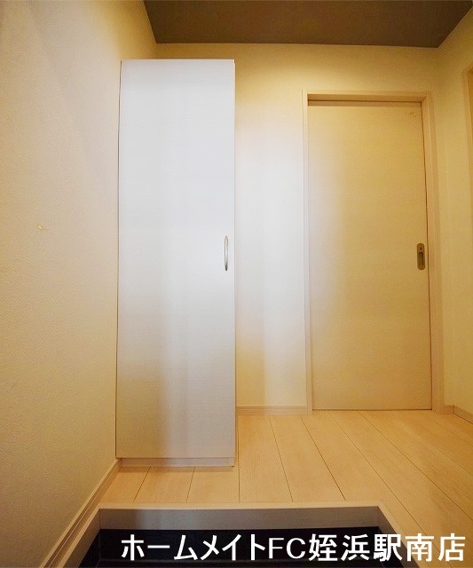 玄関　★玄関回りもスッキリ！★参考写真