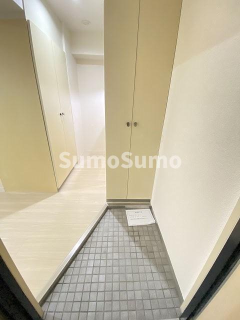 玄関　収納もある玄関です