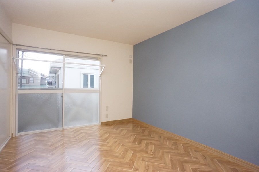 その他部屋・スペース　２階南側洋室６.４帖収納あります！