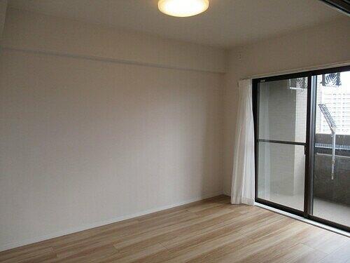 居室・リビング　洋室（約6.0帖）