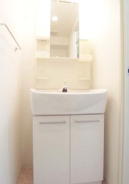 洗面設備　★収納付き、独立洗面台★
