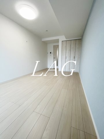 居室・リビング　洋室のお部屋です。（同仕様です。）