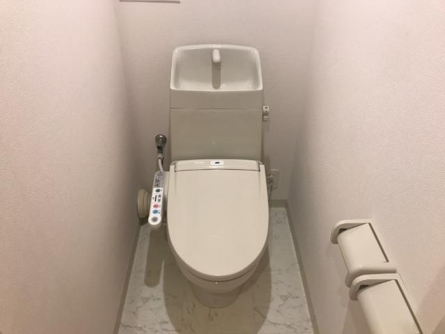 トイレ　トイレ