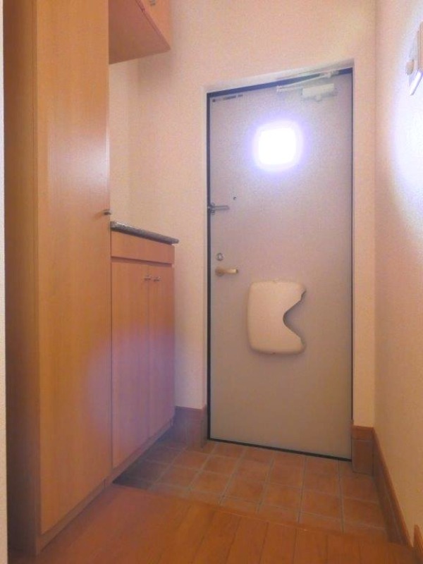 玄関　図面と現状に相違がある場合には現状を優先