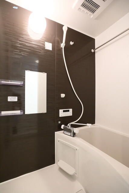 バス・シャワールーム　同施工会社新築参考画像