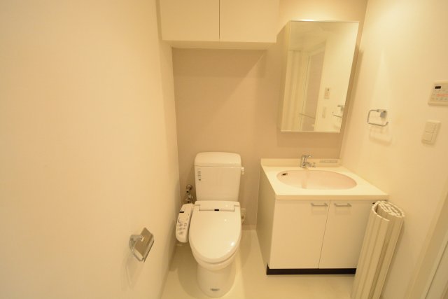 トイレ　清潔感のあるトイレです♪