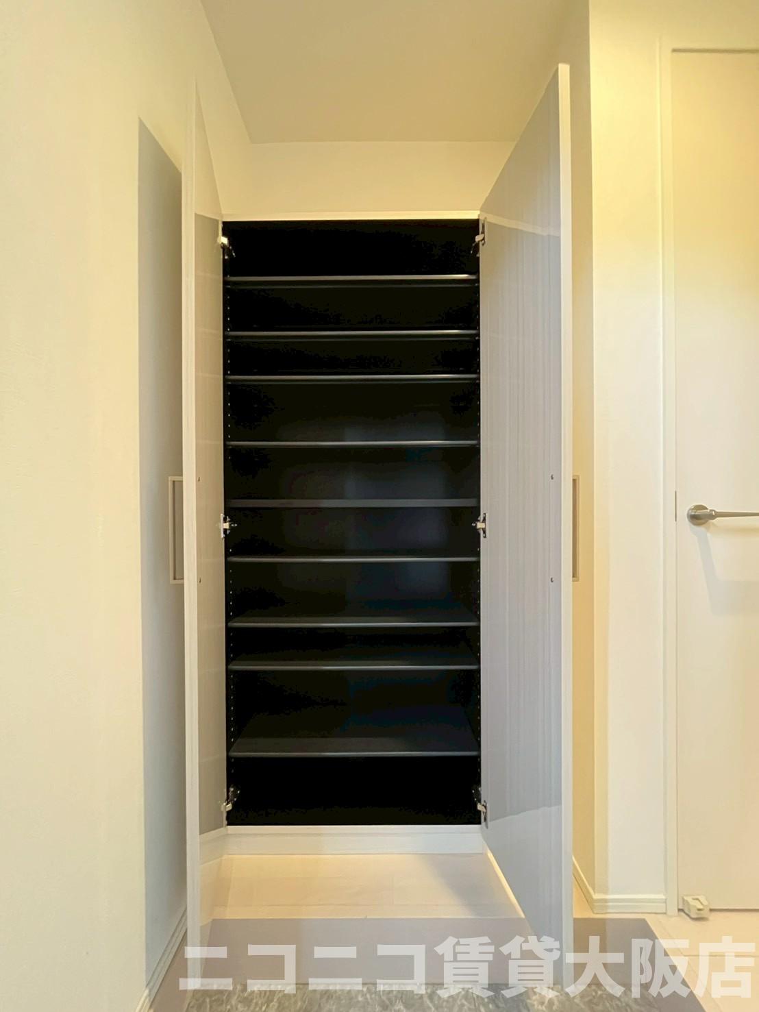 玄関　別号室イメージの為、現状を優先致します。