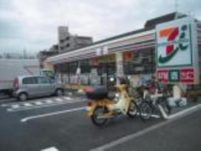 コンビニ　セブンイレブン八王子下柚木２丁目店（コンビニ）まで510m