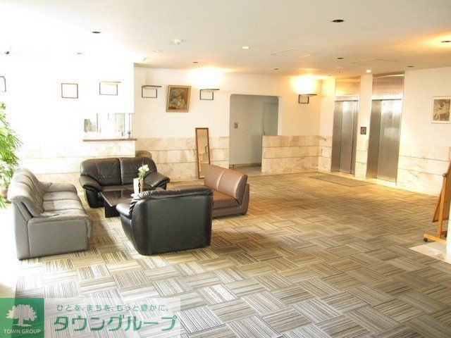 ロビー　趣のあるエントランス