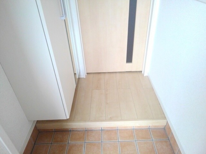 玄関　図面と現状に相違がある場合には現状を優先