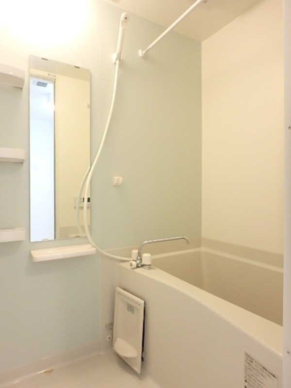 バス・シャワールーム　図面と現状に相違がある場合には現状を優先．．．