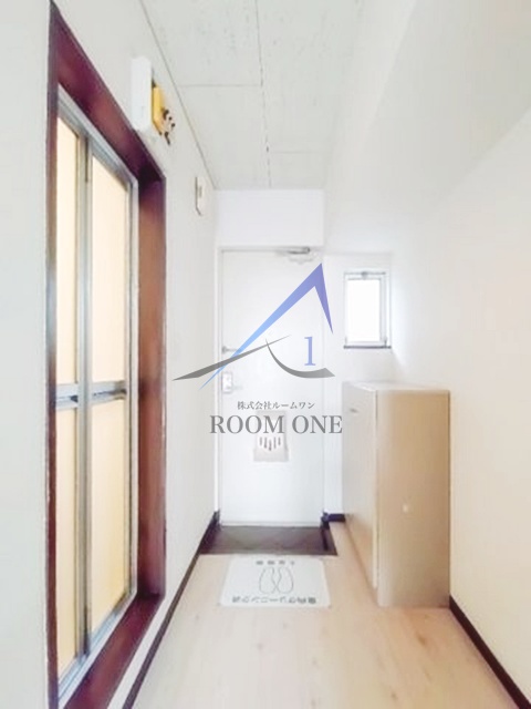 玄関　玄関です。