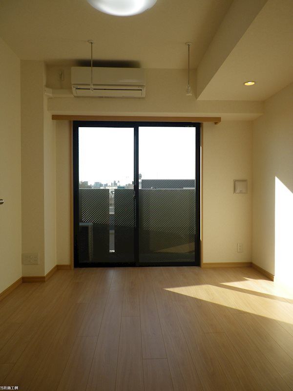 バルコニー　ルーブル池袋　豊島区西池袋２