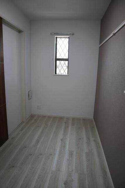 その他部屋・スペース　反転タイプの写真となります。