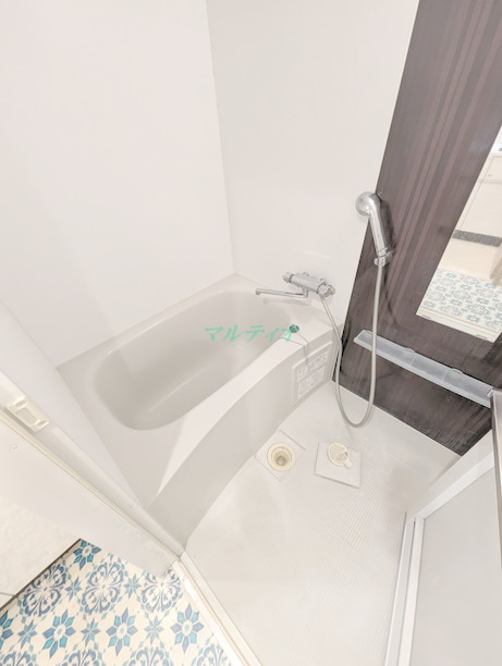 バス・シャワールーム　浴室