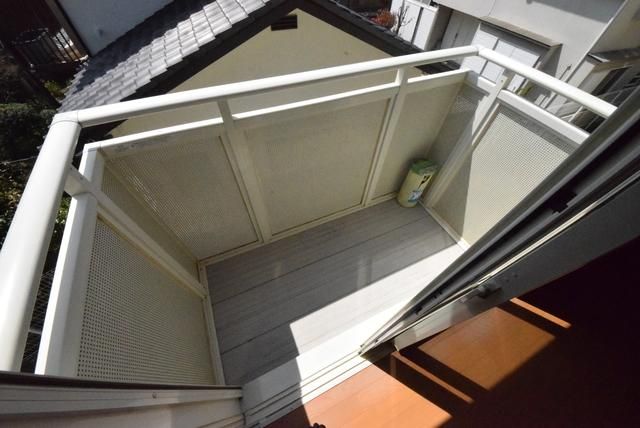 バルコニー　★日当たり良好で洗濯物も安心★