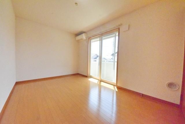 居室・リビング　★明るい室内★