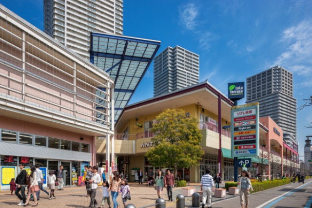ショッピングセンター　LaLaテラス南千住（ショッピングセンター）まで1478m