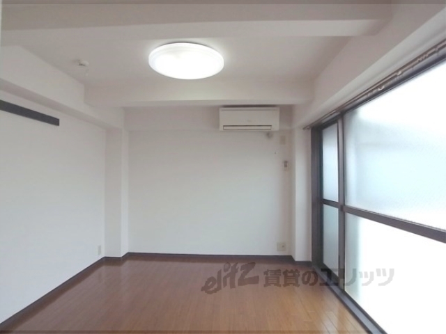 居室・リビング　居室