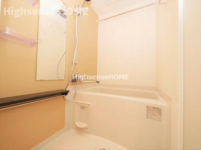 バス・シャワールーム　お風呂で日々の疲れを落としましょう