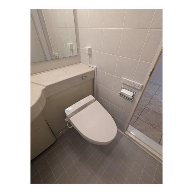 トイレ　トイレもきれいです