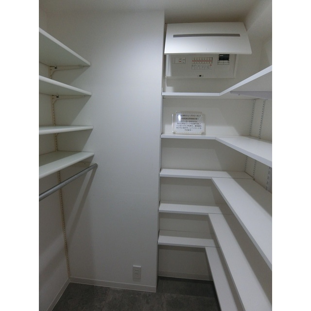 玄関　シューズインクローゼット♪