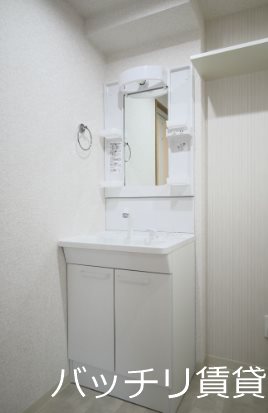 洗面設備　同型タイプの為、現状を優先致します。