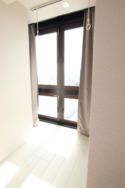 その他部屋・スペース　洋室（室内物干し付き）