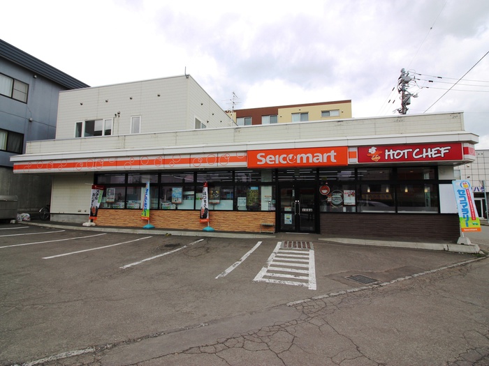 コンビニ　発寒5条4丁目2-43 セイコーマート発寒5条店（コンビニ）まで650m