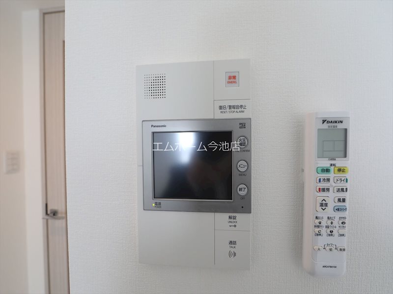 セキュリティ　TVモニター付インターホン