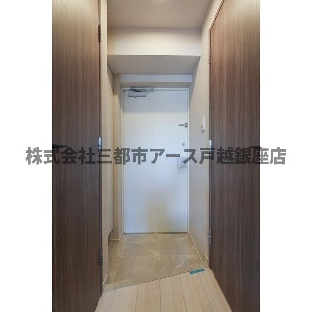 玄関　コンフォリア・リヴ品川戸越