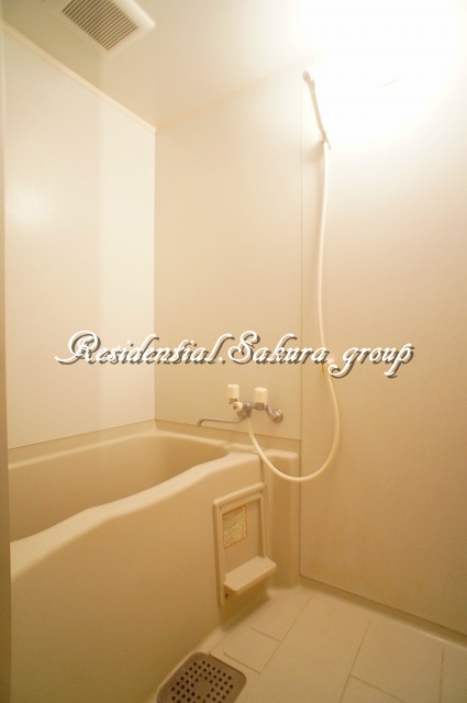 バス・シャワールーム　日々の疲れを癒すお風呂です♪